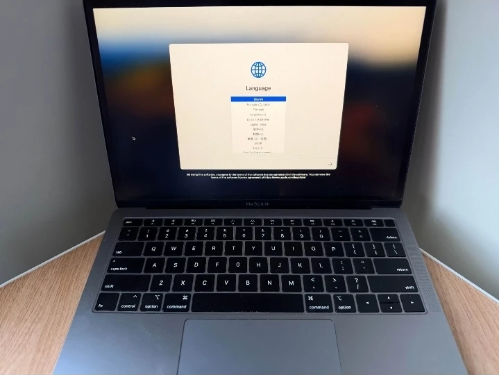 Macbbook air 2019 256ssd