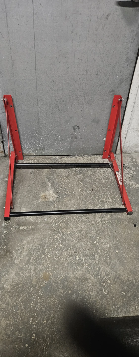MotoMaster Foldable tire rack  Stand