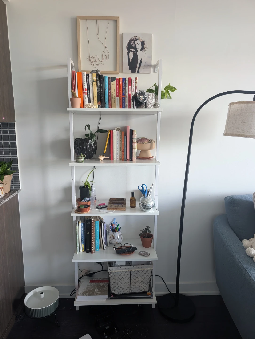White 5-Tier Ladder Bookshelf
