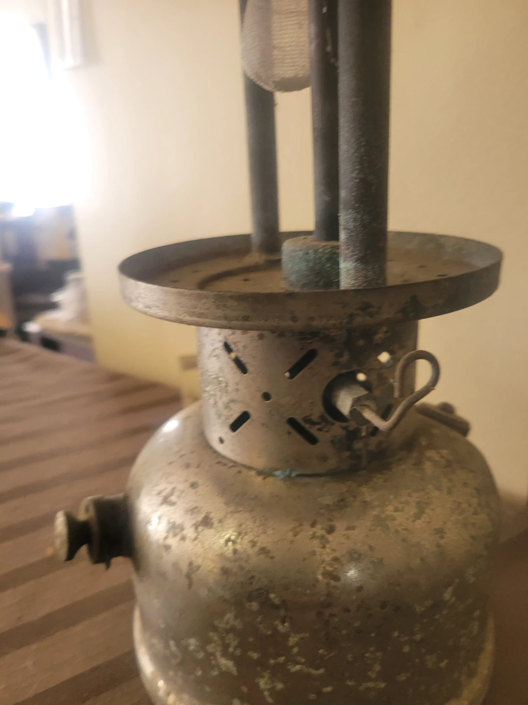 Vintage Coleman 237 Lantern - photo 3