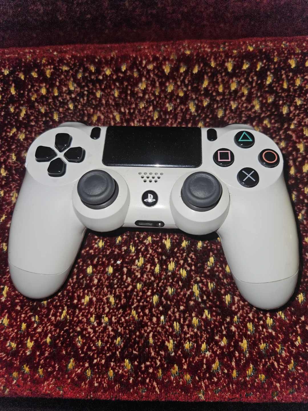 White PlayStation 4 DualShock 4 Controller