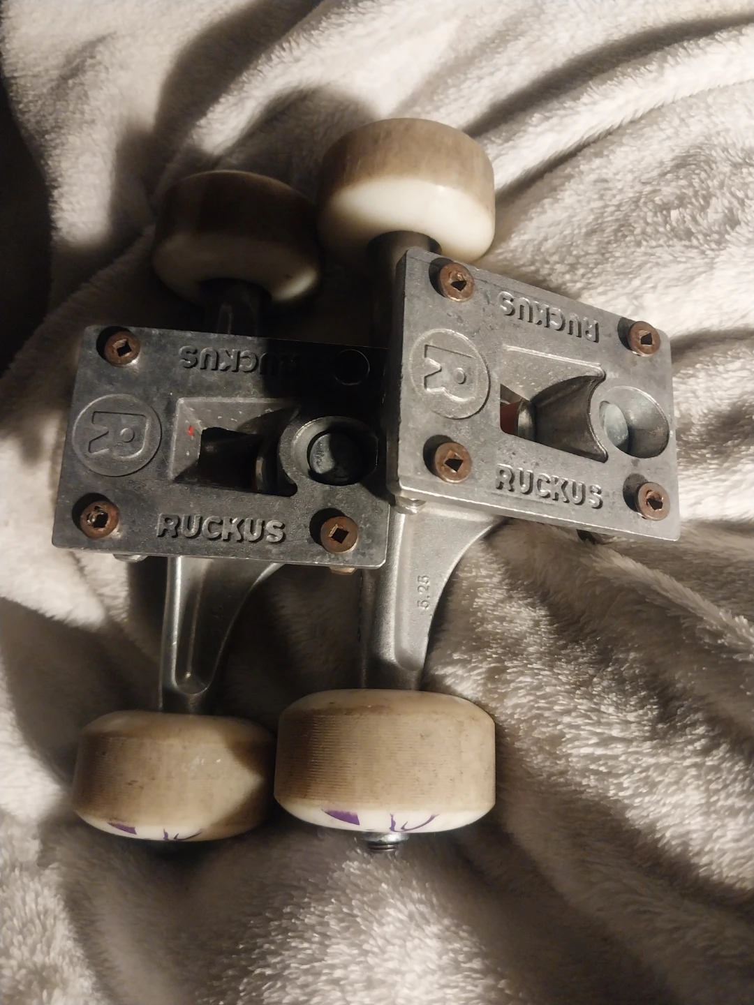 Ruckus Skateboard Trucks 5.25