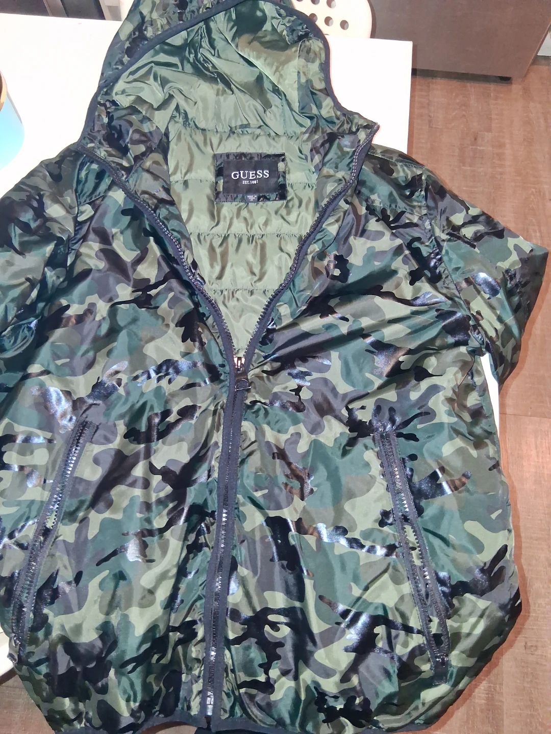 GUESS Camouflage Hooded Jacket