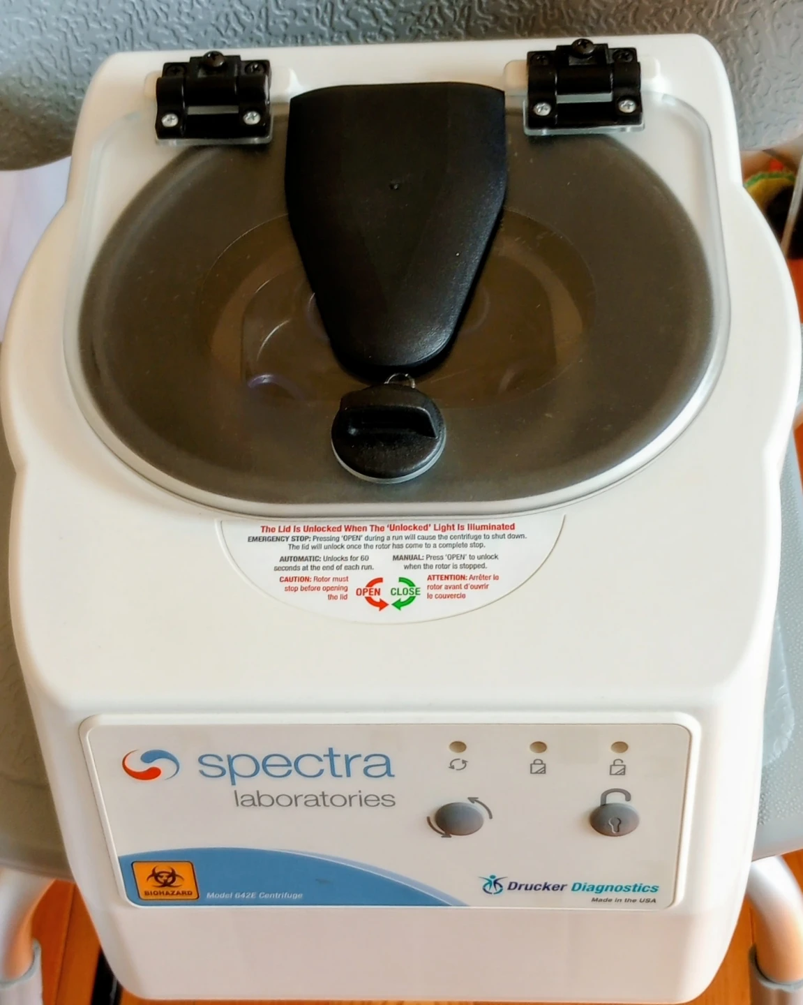 Drucker Diagnostics Model 642E Centrifuge - photo 4