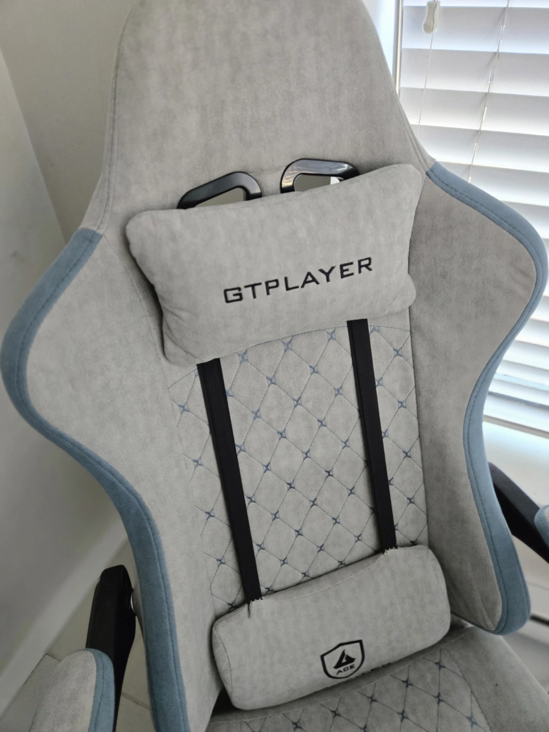 GTPLAYER Gaming Chair with Footrest - PICKUP ONLY 🏈 - photo 2