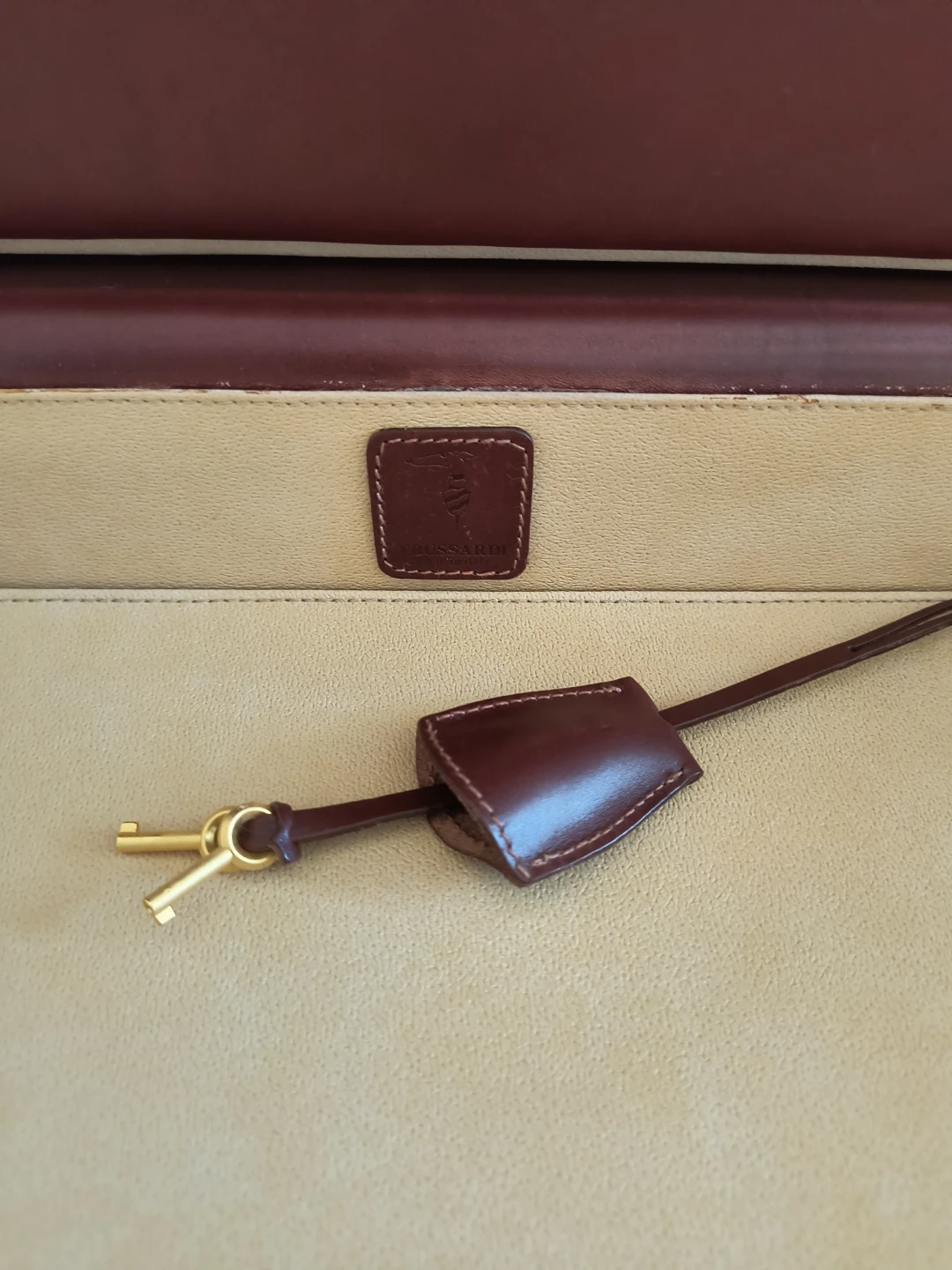Genuine Trussardi Leather Briefcase - photo 4