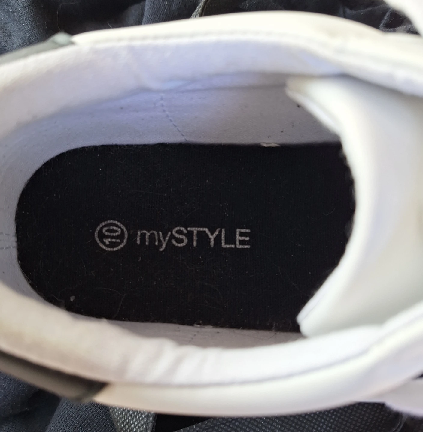 mySTYLE White Sneakers Size 10 (Kit Cat Club rescue) - photo 3