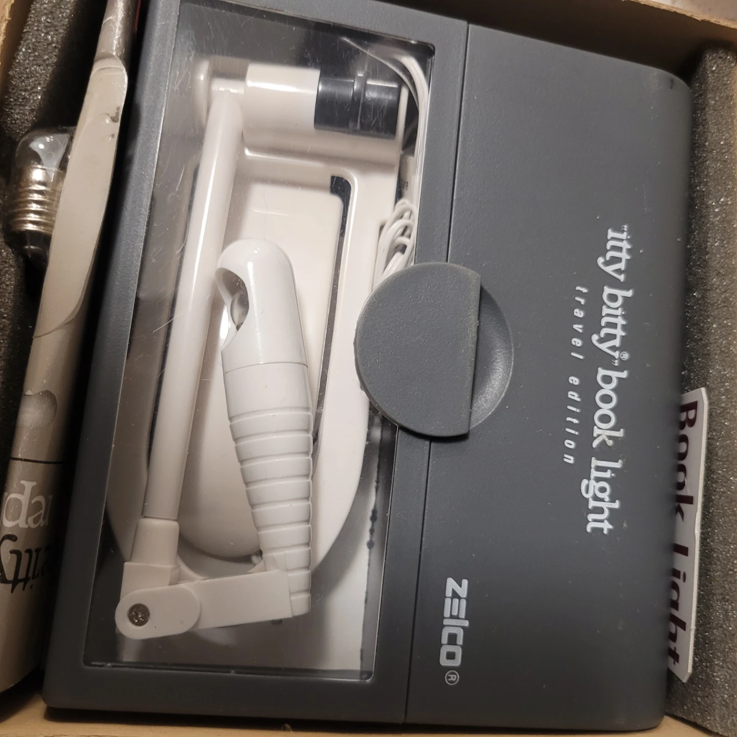 ZELCO "itty bitty" book light