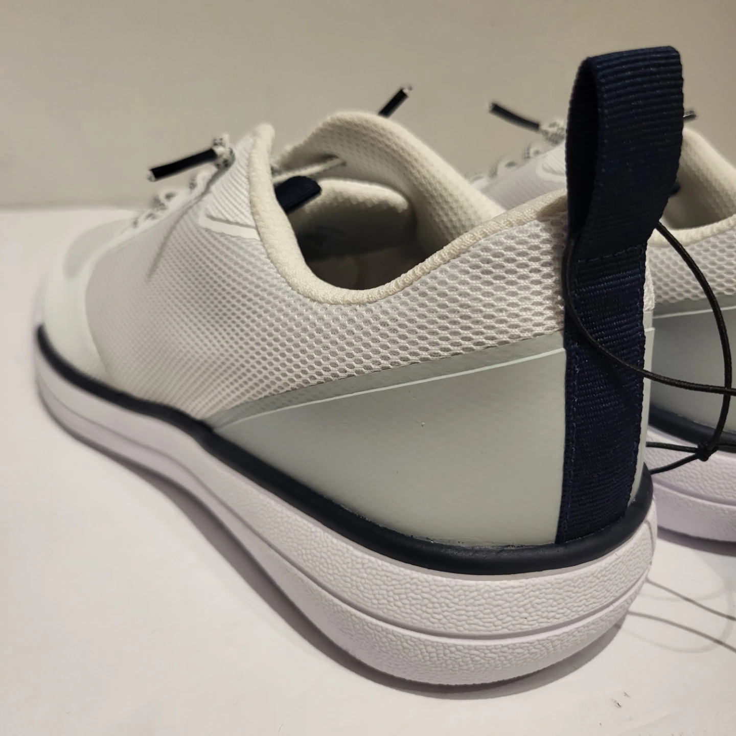 Mens Chaps White Sneakers - photo 4