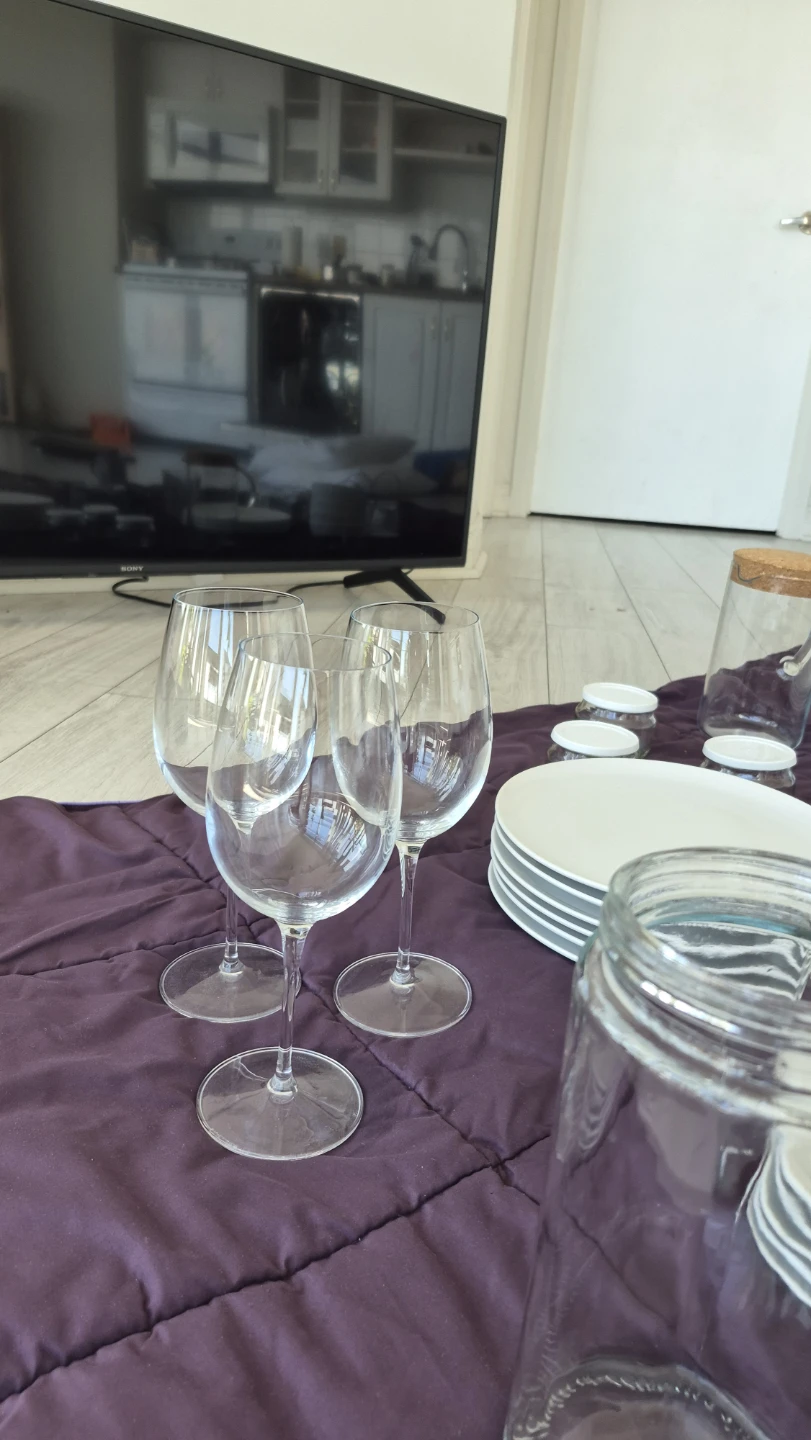 Glassware. All must go! All for $15 - photo 3