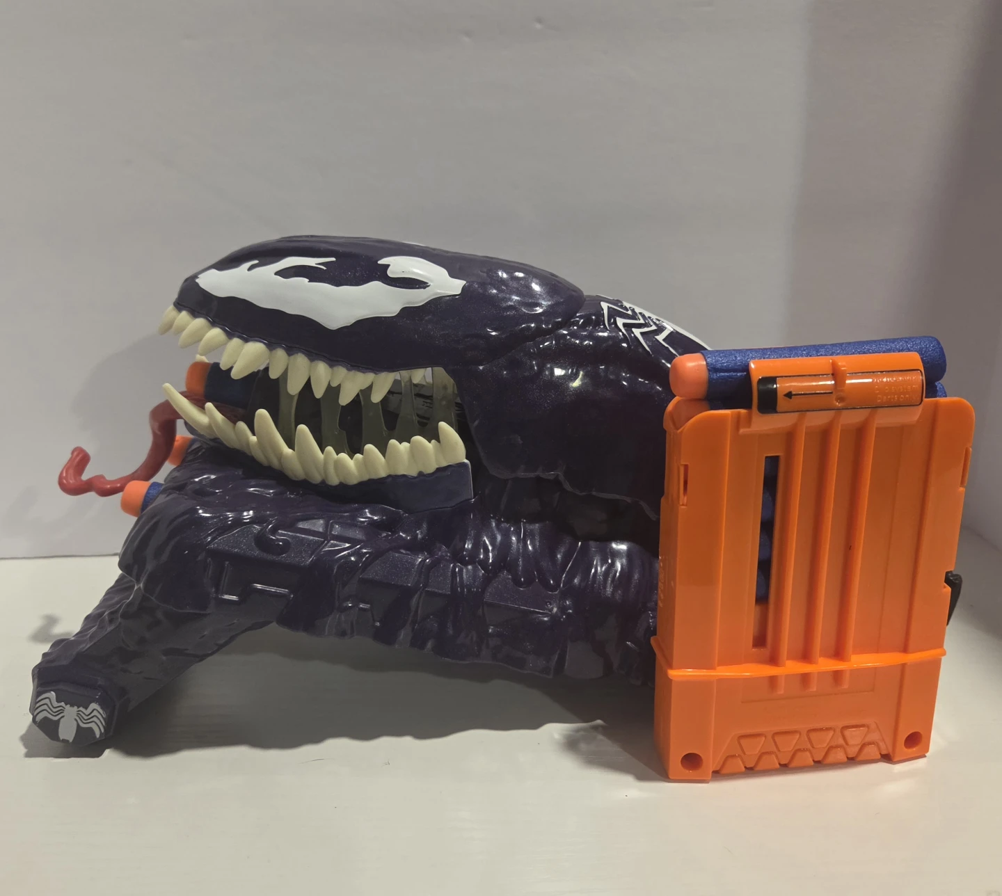 Nerf Spider-Man Venom Blaster - photo 2
