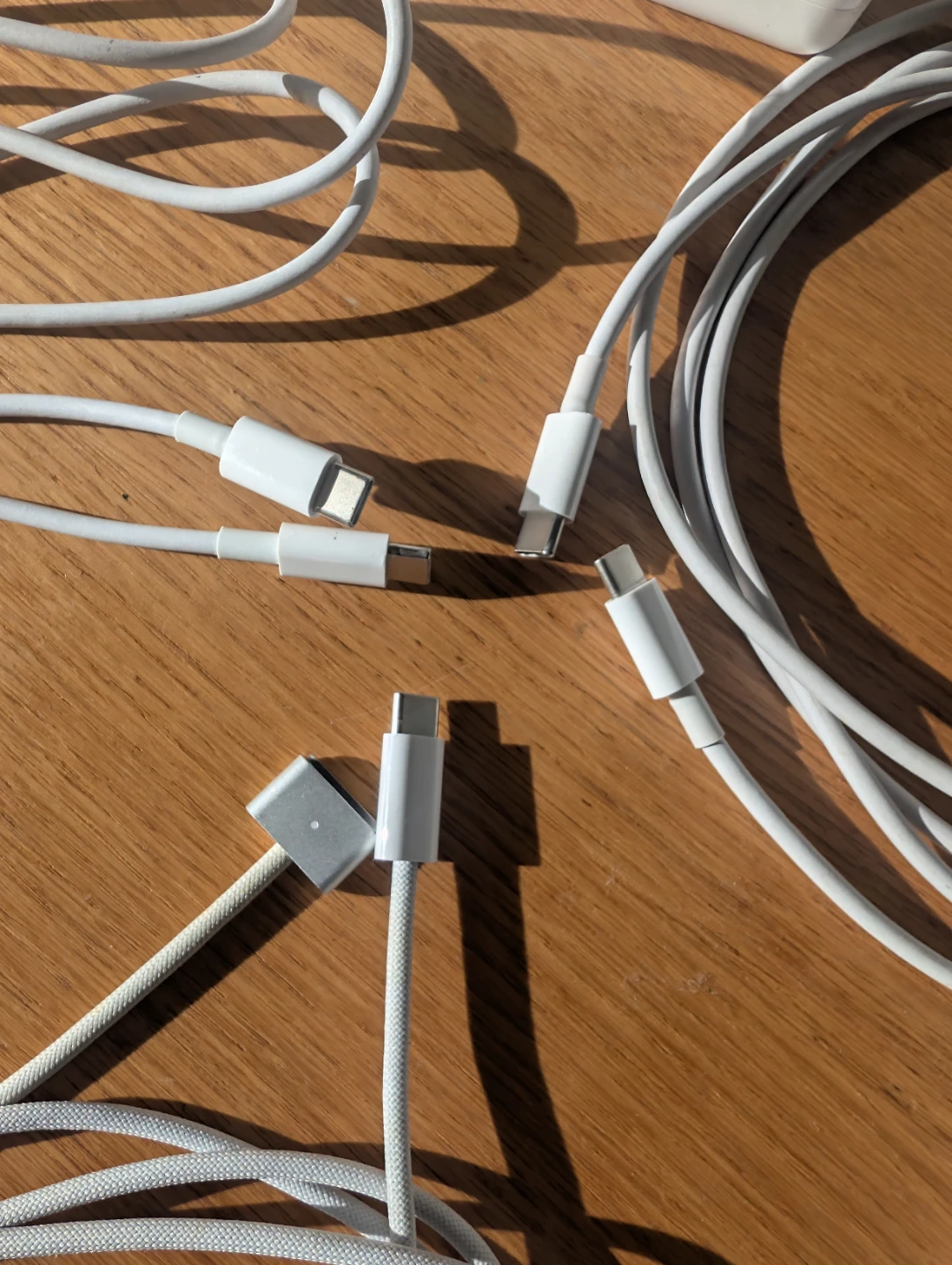 Apple MacBook Power Adapters and Cables - photo 2