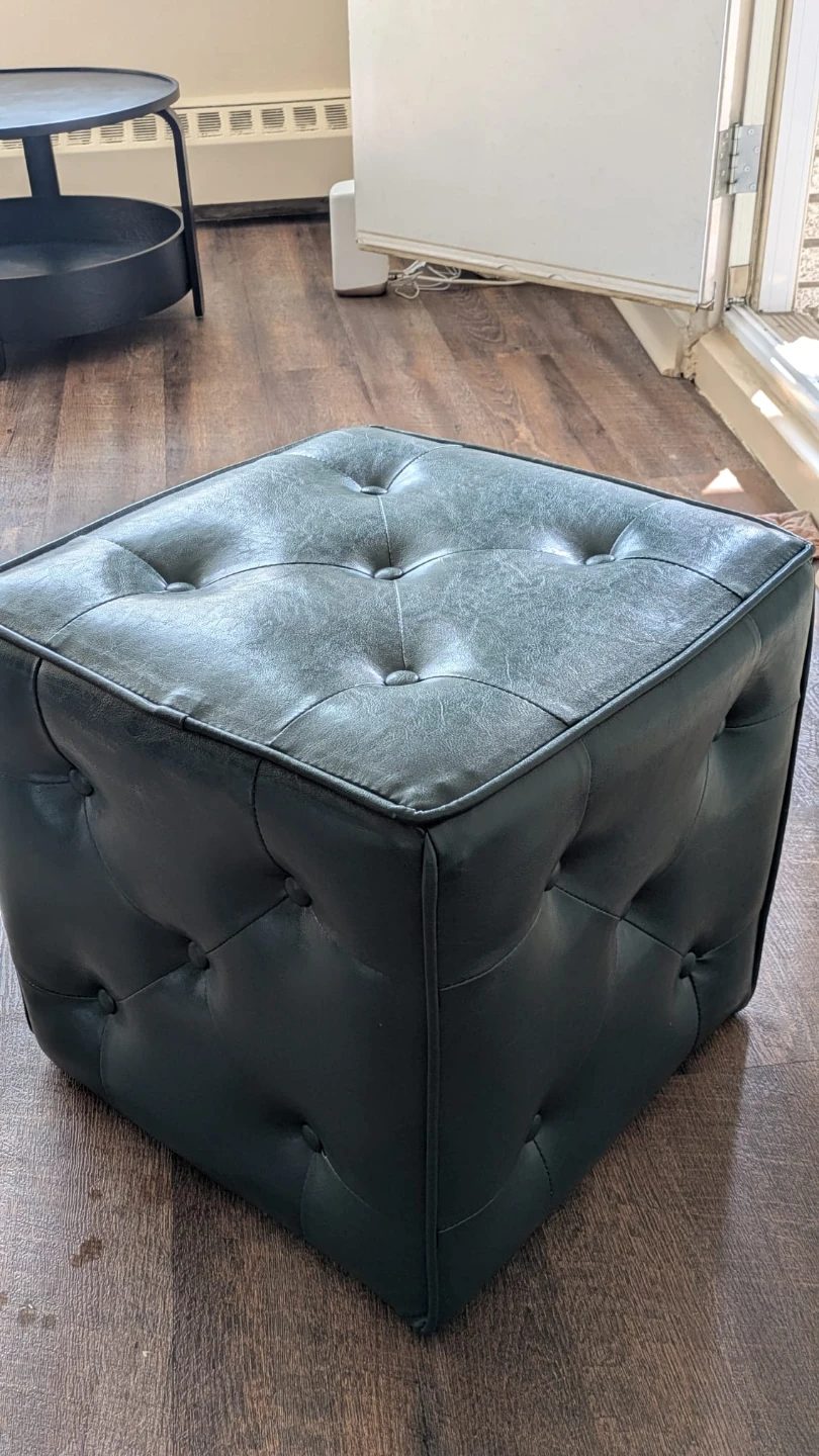 Dark green tufted faux leather ottoman - photo 3