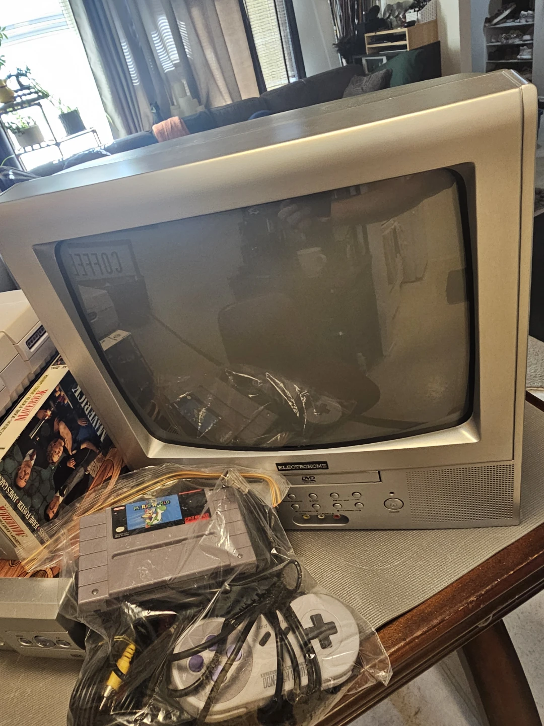 Retro Entertainment Bundle with VCR, TV and SNES - photo 2