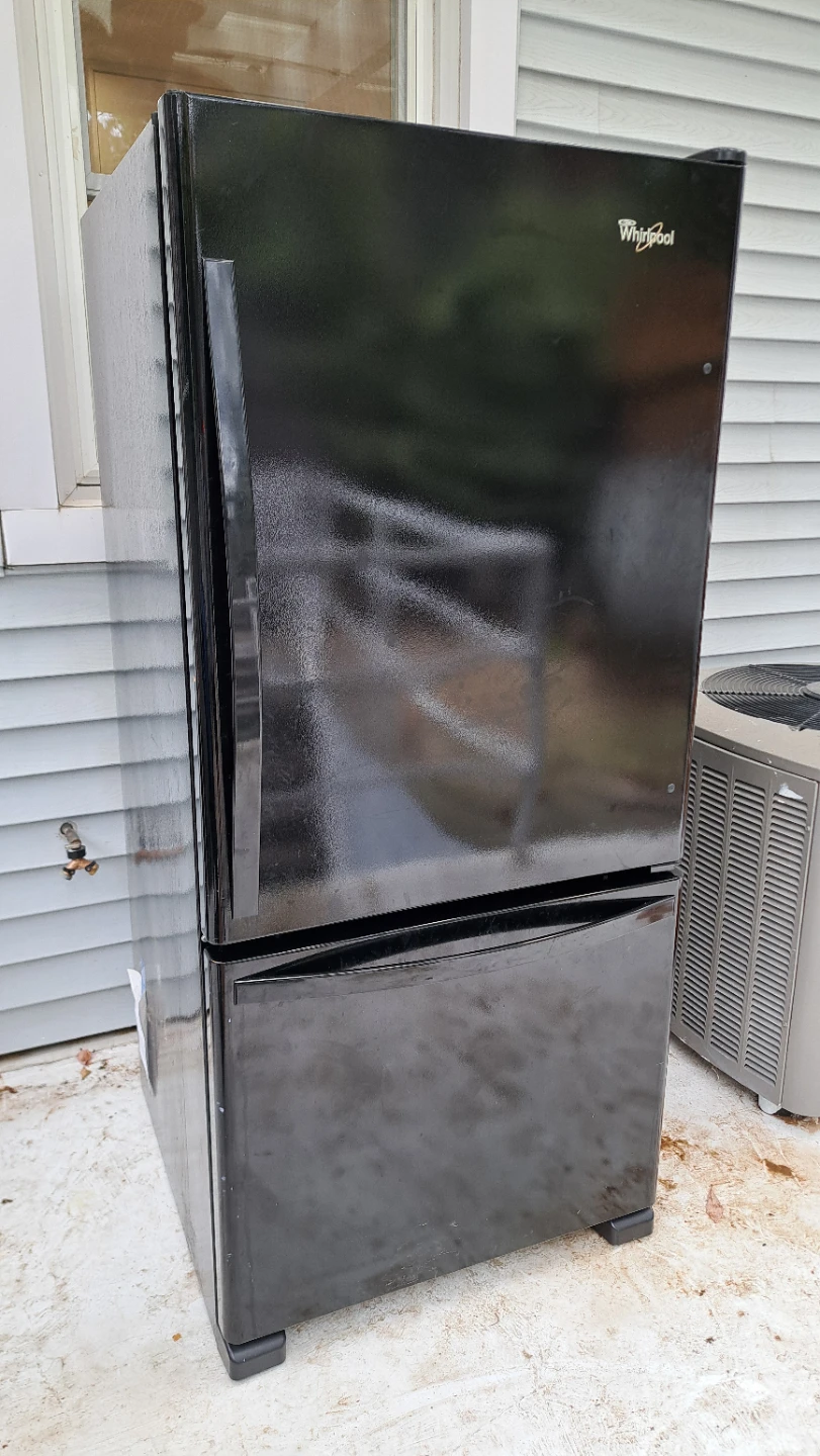 Whirlpool 30" Bottom-Freezer Refrigerator