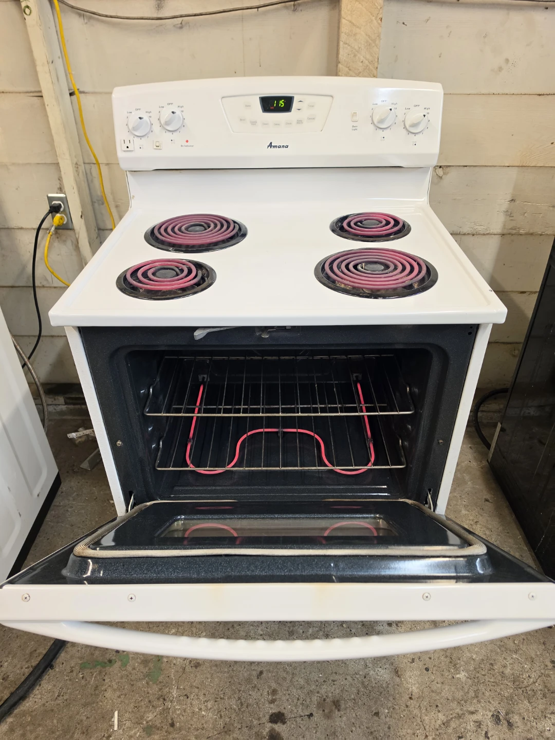 Delivery Available - Amana 30" White Electric Range (Coil Top)