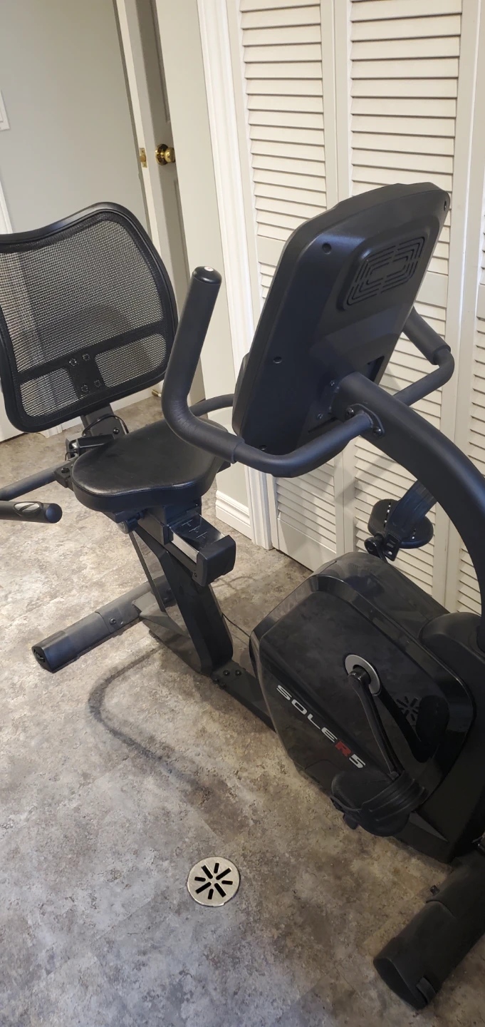 SOLE R52 Recumbent Exercise Bike