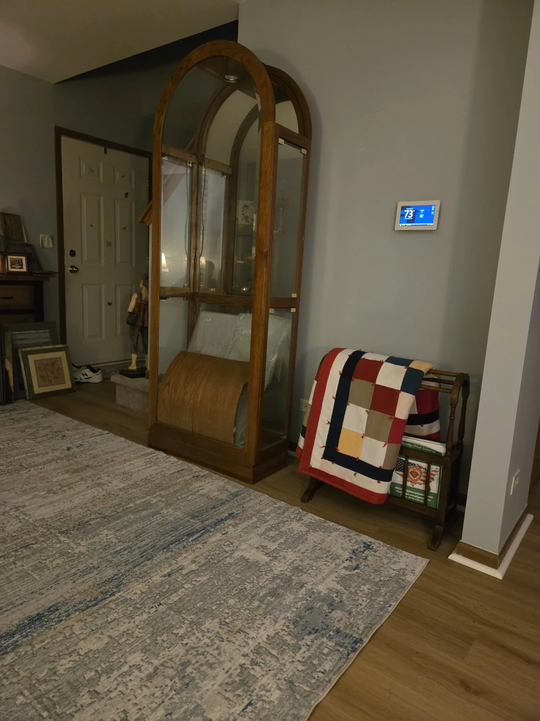 Oak arched display cabinet - photo 3