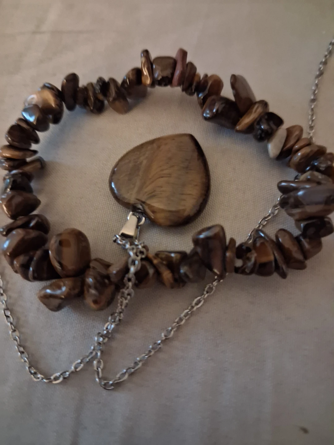 Tiger Eye Heart Pendant Necklace and Chip Bracelet Set