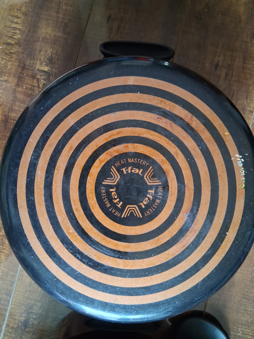 2 T-fal Heat Mastery Non-Stick Pots in good condition - photo 3