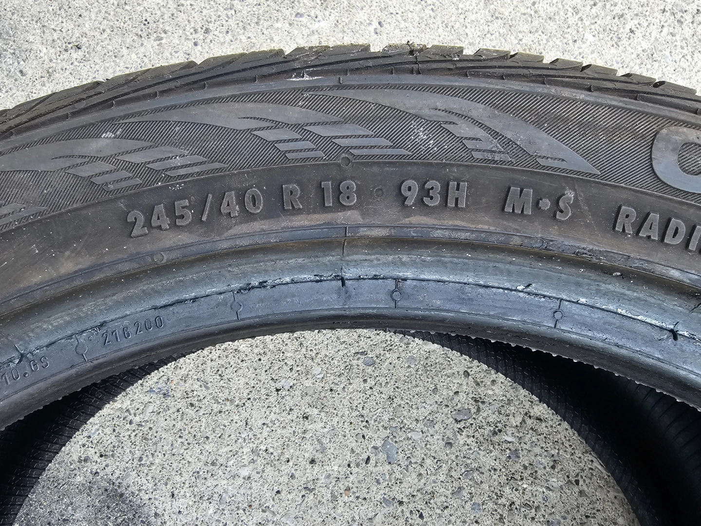 245/40 R18 ALL SEASON TIRE (1 ONLY) - photo 2