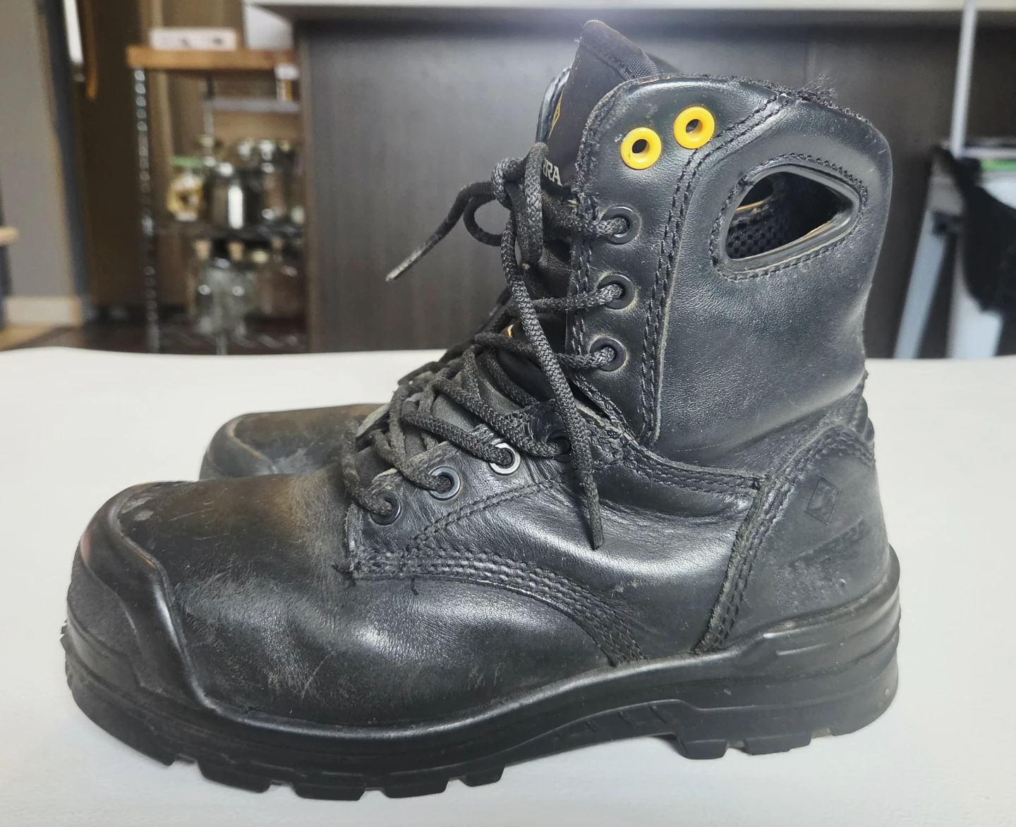 Terra Paladin Safety Boots - Size 8 Women's - photo 3