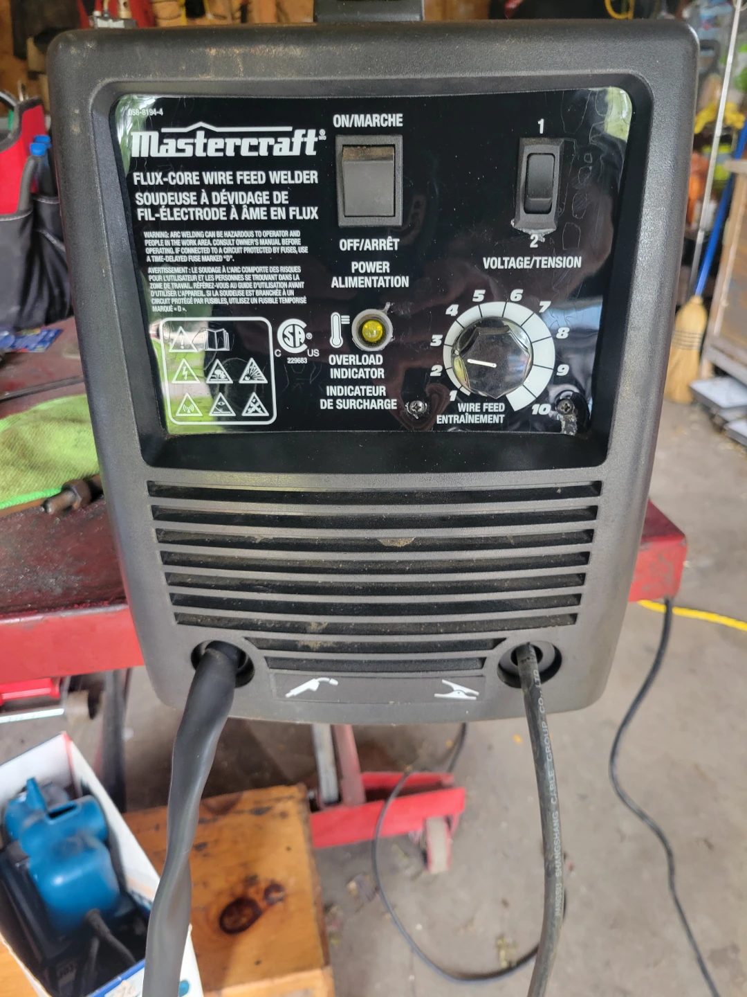 Mastercraft Flux-Core Wire Feed Welder 058-8194-4 - photo 2