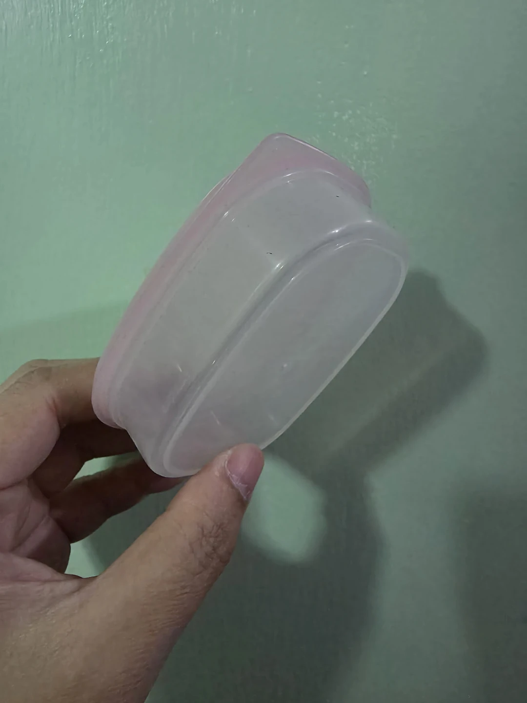 Small Plastic Food Storage Container 🏈 - photo 3