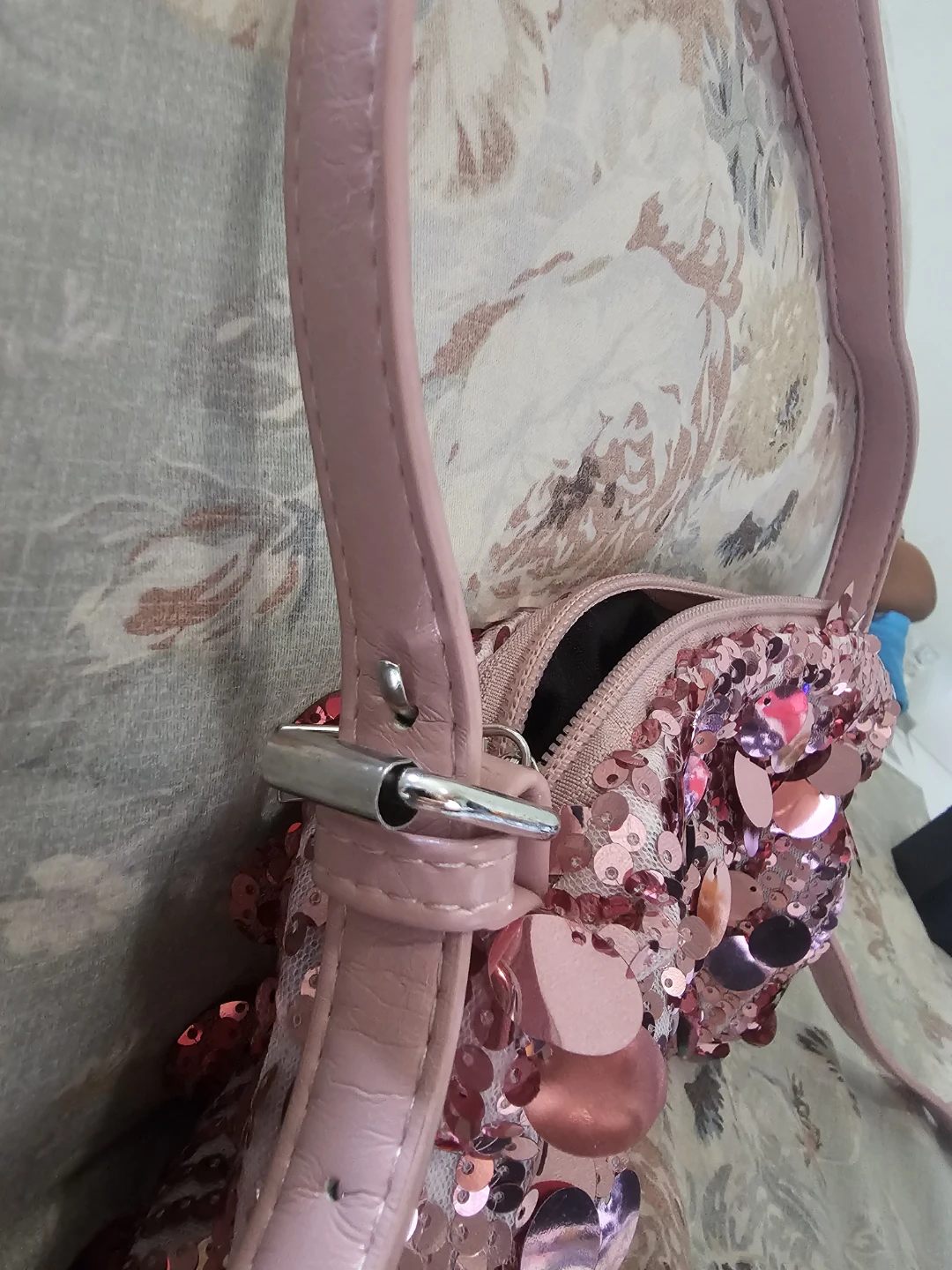 Pink Sequined Shoulder Bag - photo 3