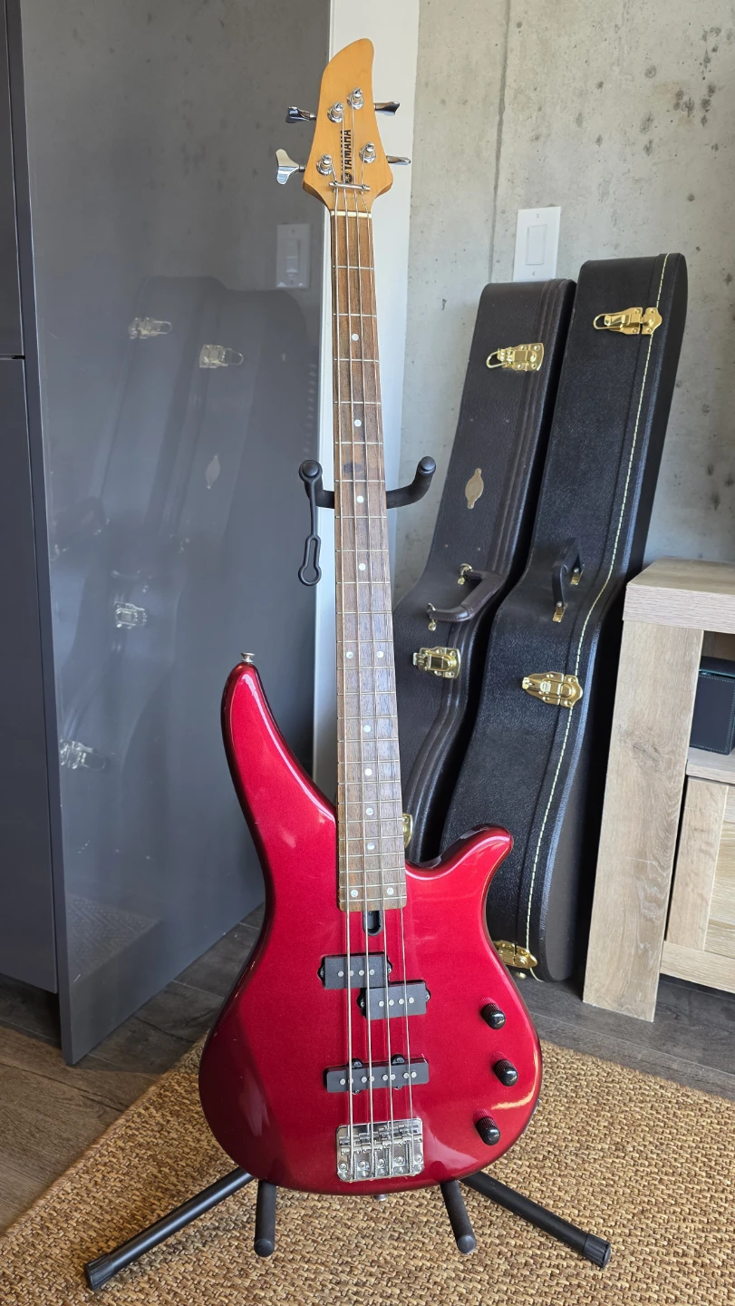 Yamaha RBX170 bass guitar - photo 3