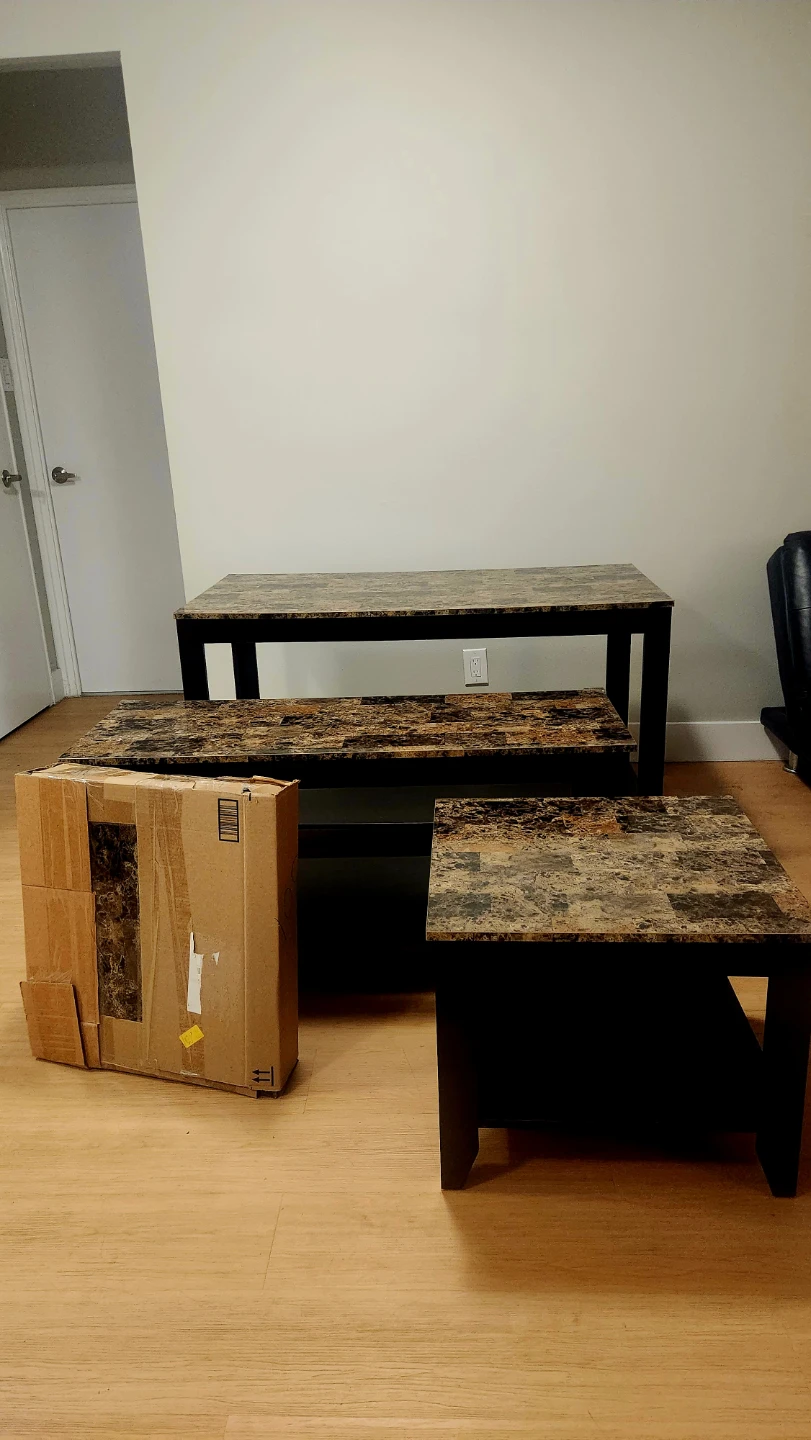 Offer Living Room Table Set