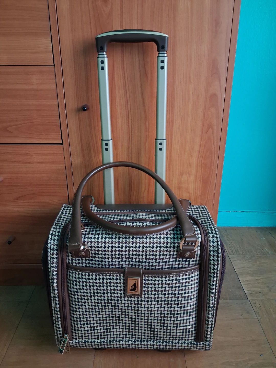 London Fog Luggage