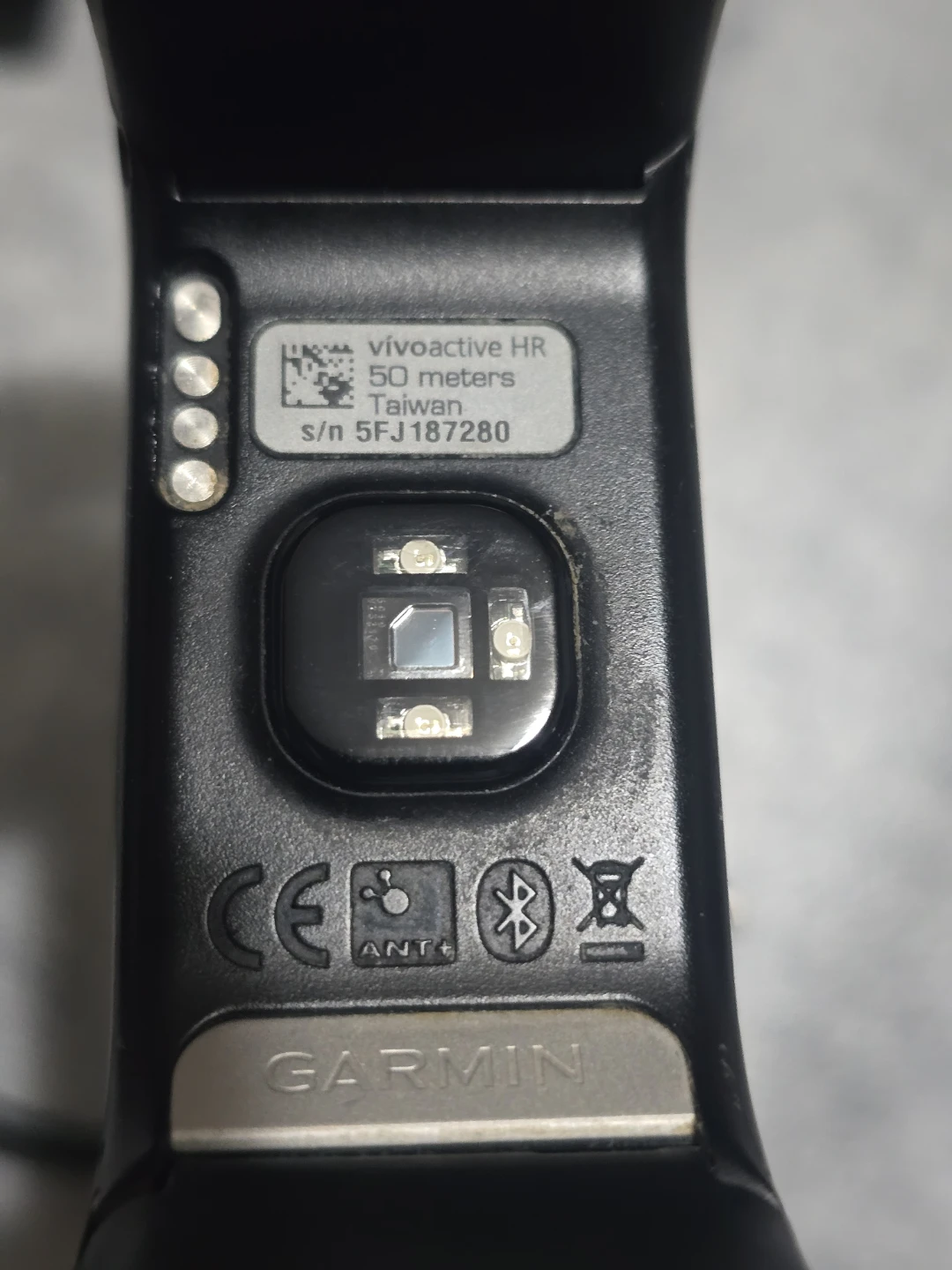 Garmin vívoactive HR GPS Smartwatch - photo 5