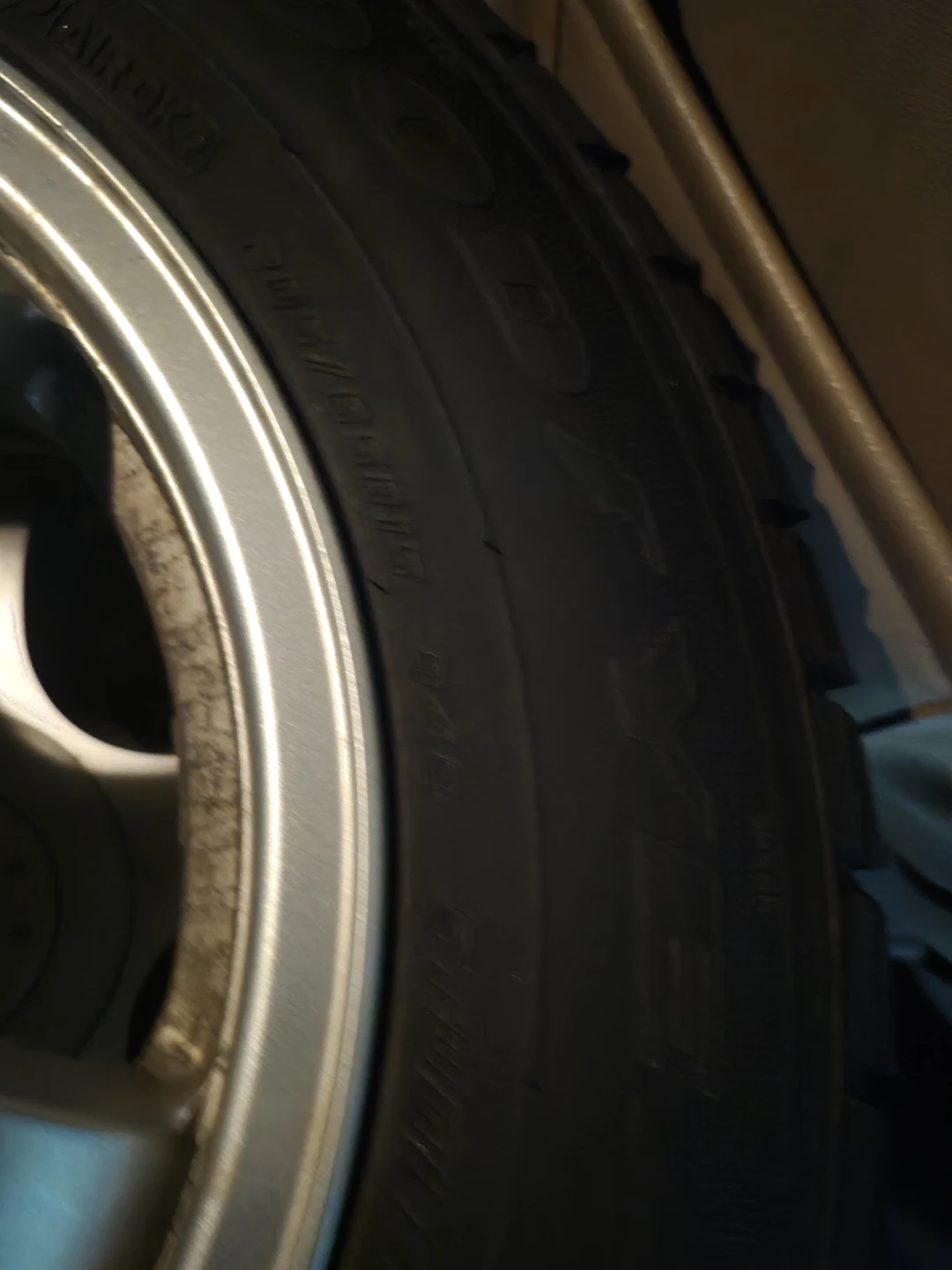 Winter tires on aluminum rims - photo 4