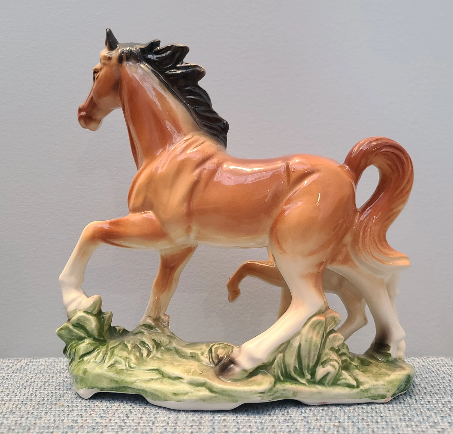Vintage Mare and Foal Figurine - photo 3