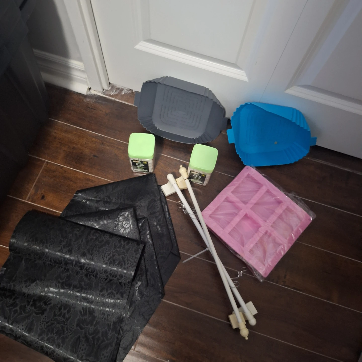 Alarm clock and Household Bundle - photo 4
