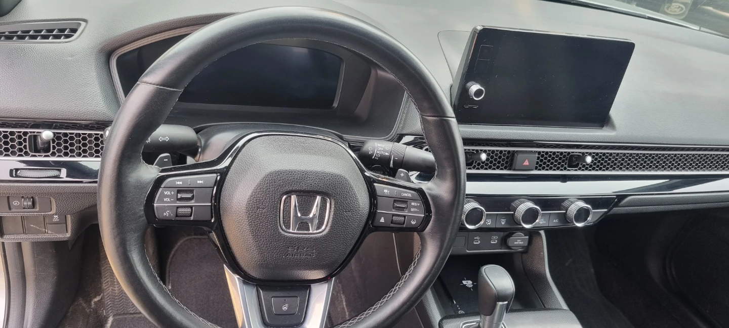 Honda civic touring hybrid sports 2025 - photo 5