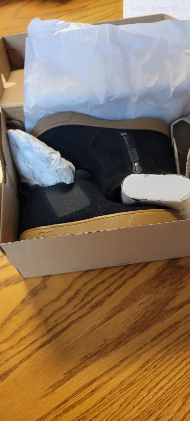 UGG Hamden II Black Suede Boots sz 9