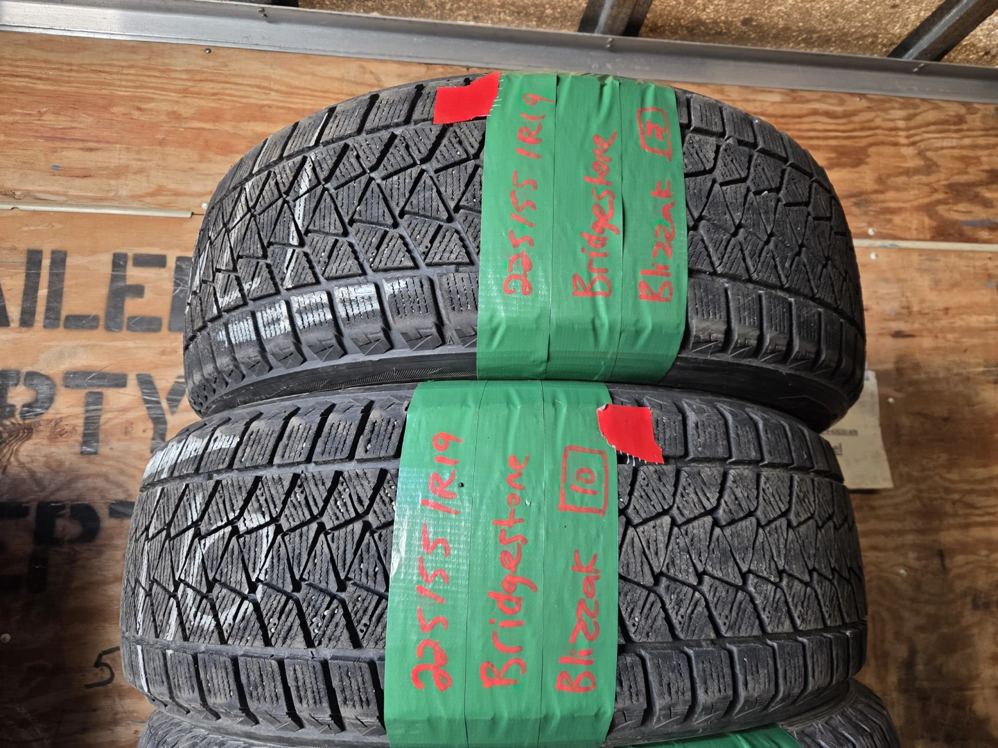 2 Bridgestone Blizzak 225/55R19 Winter Tires