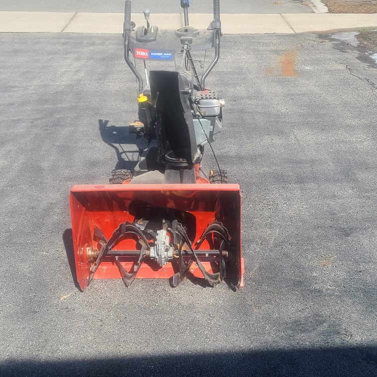 Toro Power Max 826 OE Snowblower - photo 4
