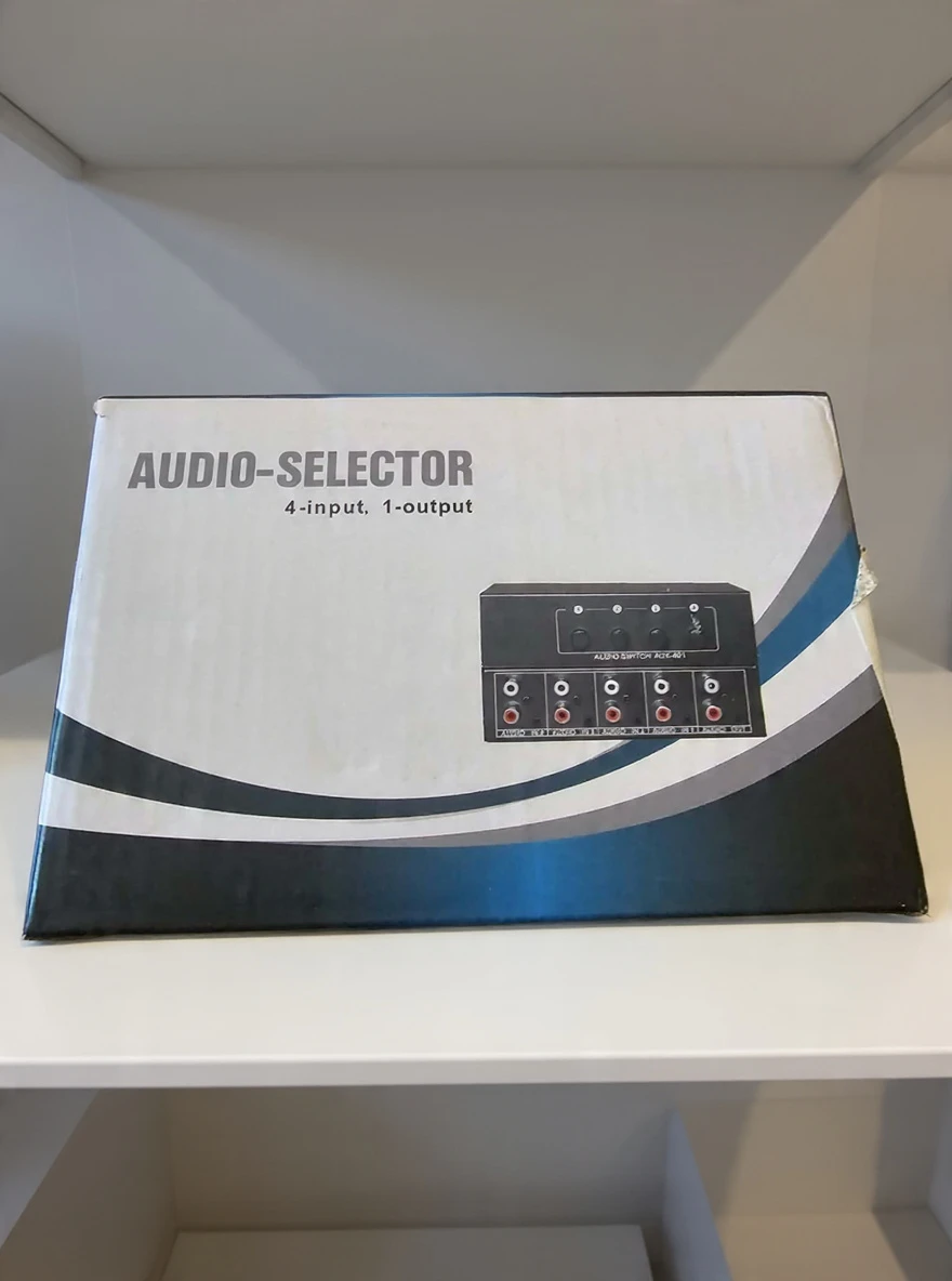 4x1 RCA and 3.5mm Stereo Audio Switcher