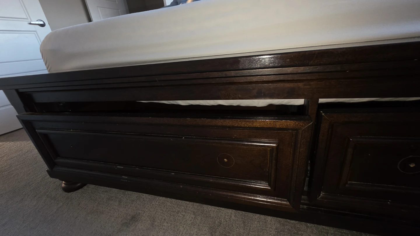 King Size Ashley Furniture Sleigh Bed with Storage & Mattress - photo 2