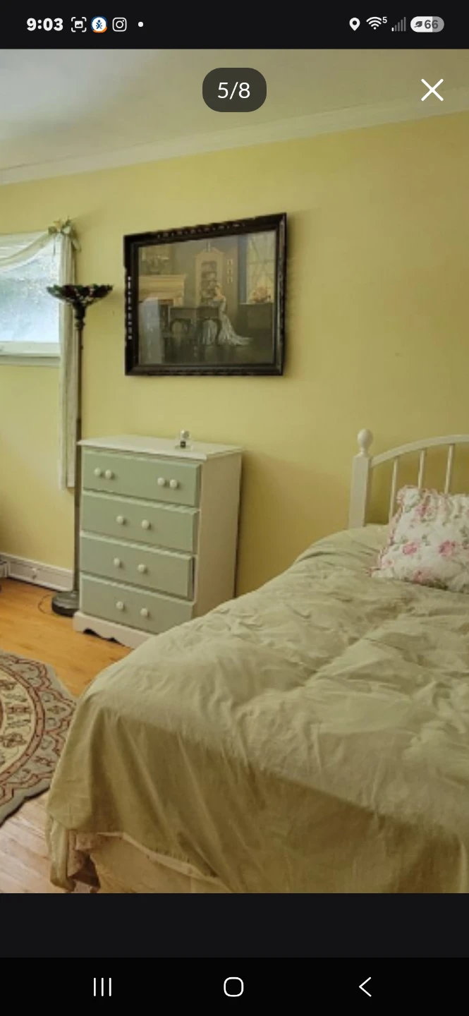 Twin bedroon  furniture - photo 3