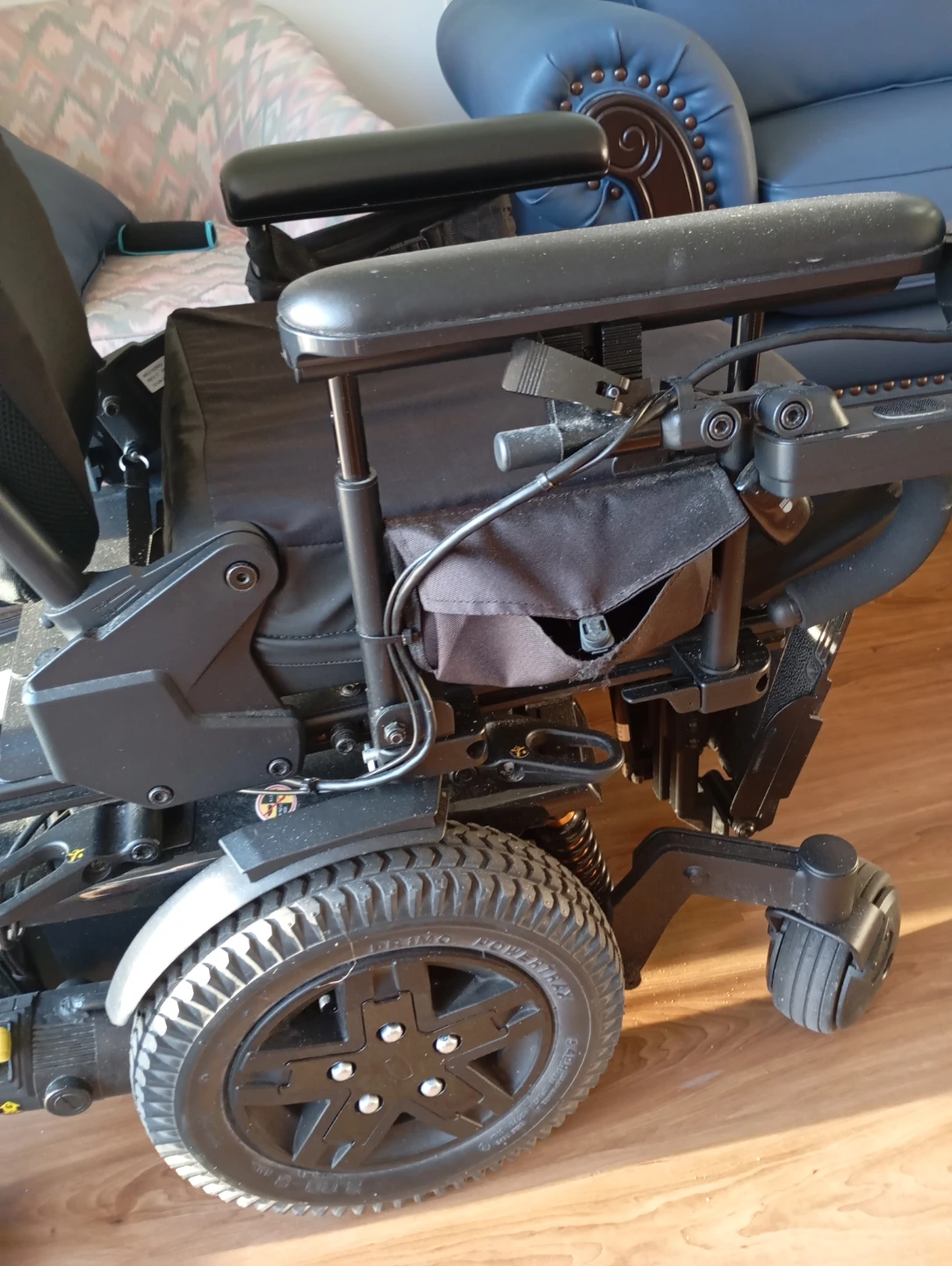Edge 3, powered wheelchair