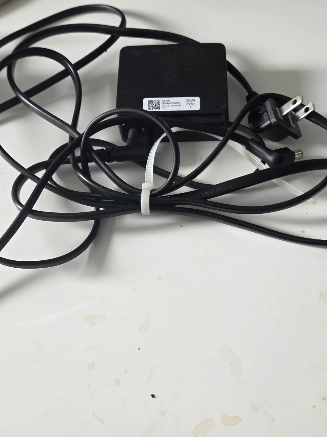 Samsung 25W Power Adapter BN4400989A - photo 2
