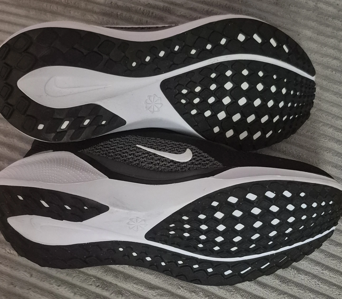 BNIB)Nike Size 7 Air Zoom Pegasus 41 Women's Running Shoes - photo 2