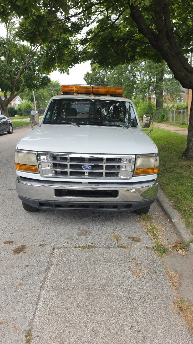 Ford F-350 Tow Truck