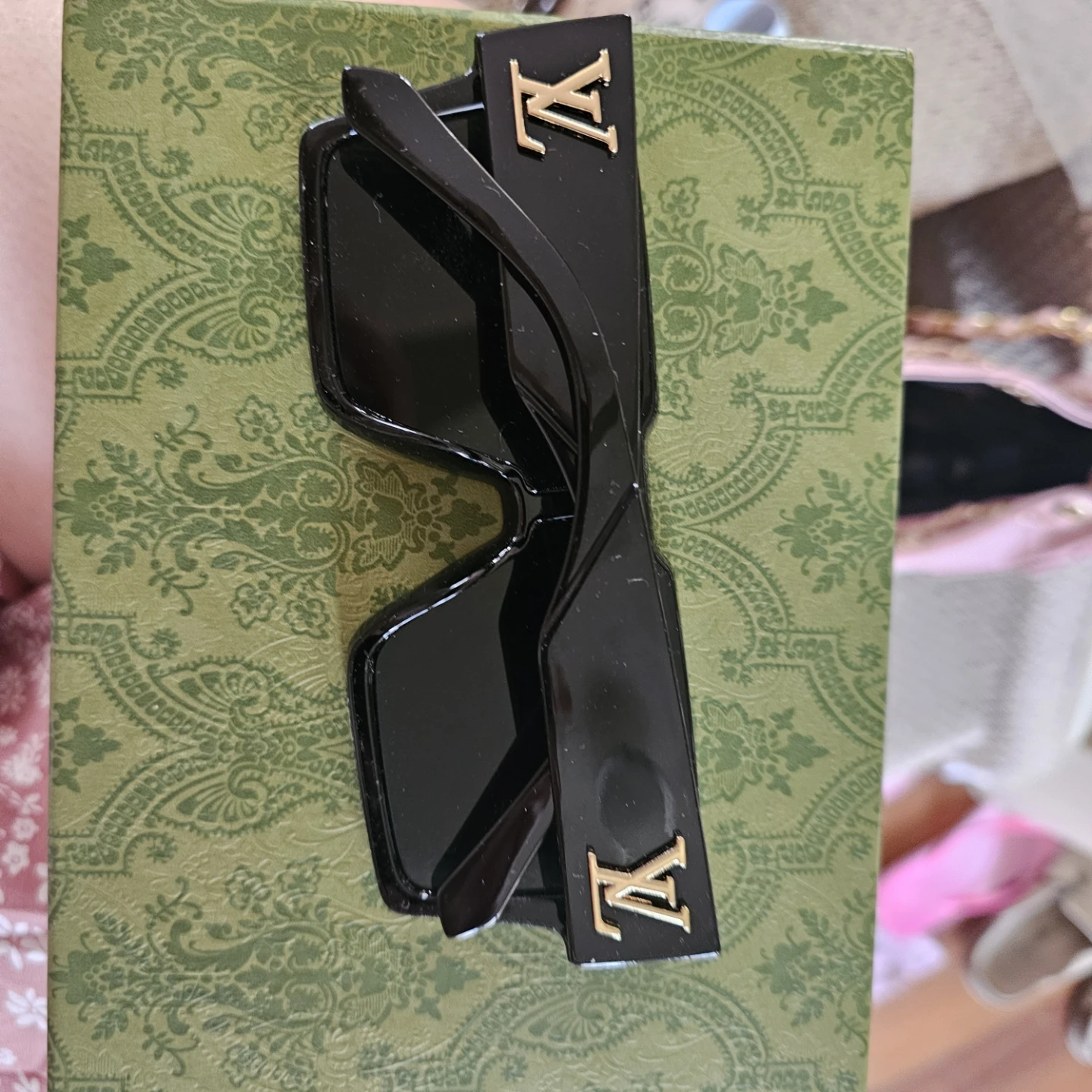 Louis Vuitton Sunglasses - photo 2