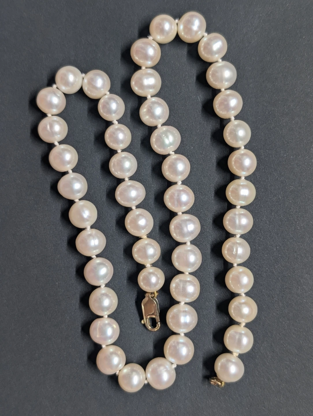 Classic White Pearl Necklace gold clasp - photo 2
