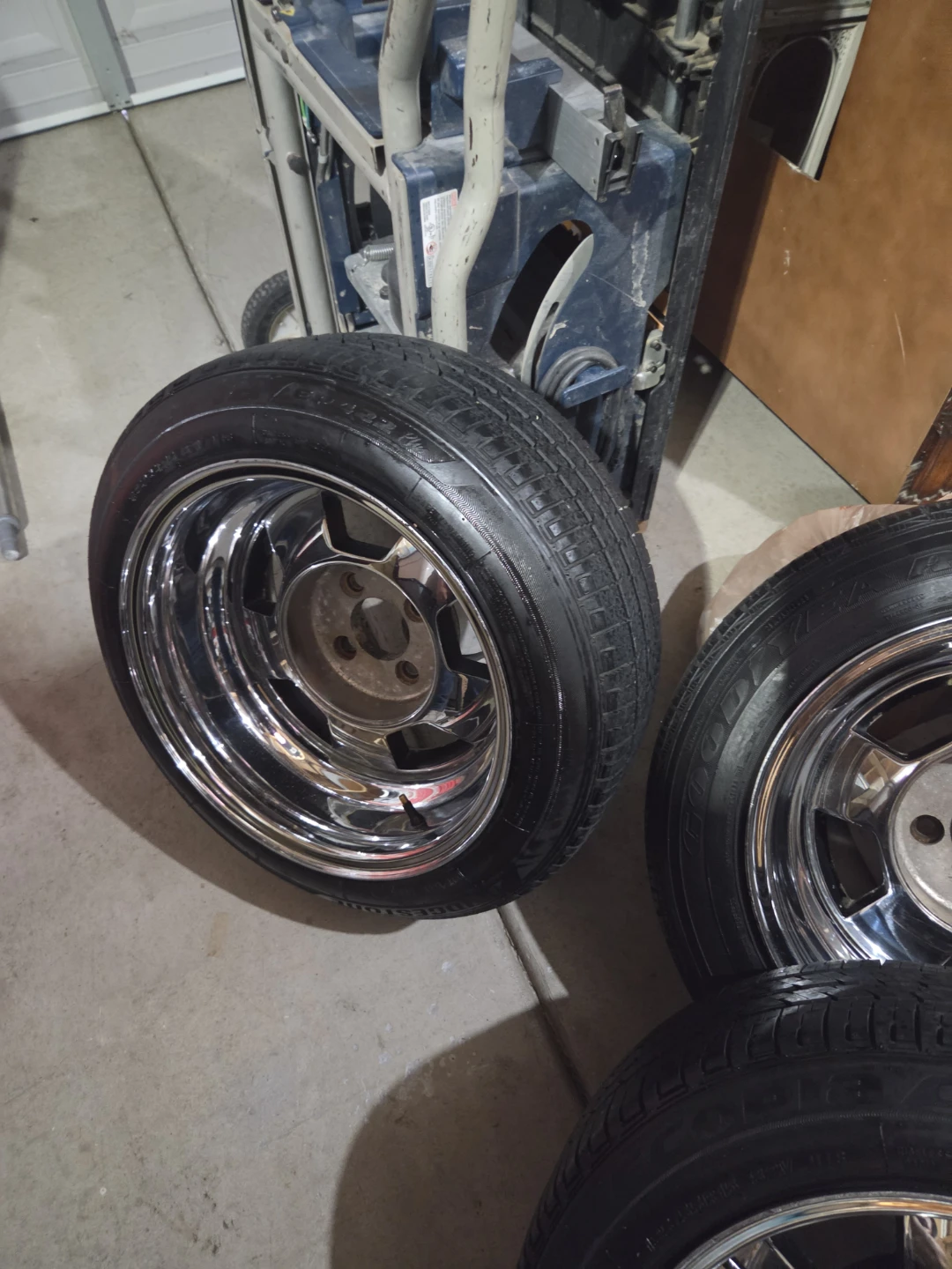 185,65R15. Used tires with 4-lug rims - photo 5